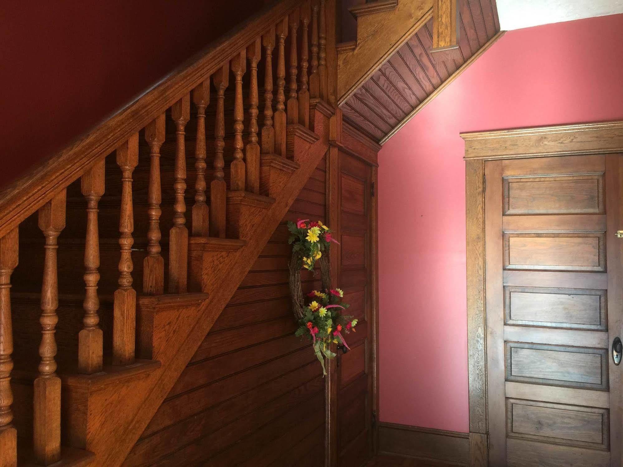 The Old Coe House 호텔 버크스빌 외부 사진